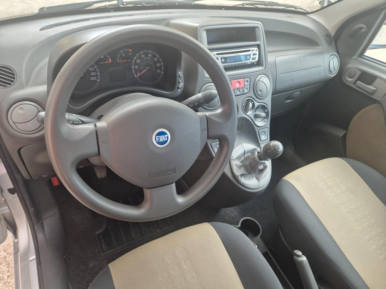 FIAT PANDA 1.2 BENZINA 60 CV SOLI KM 61000 CERTIFICATI
