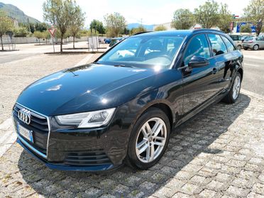 Audi A4 Avant 35 TDI S tronic Sport