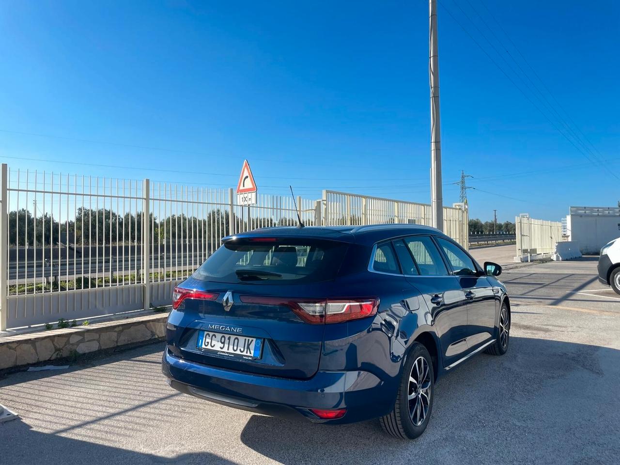 RENAULT MEGANE SPORTER BLUE dCi 95 CV Business