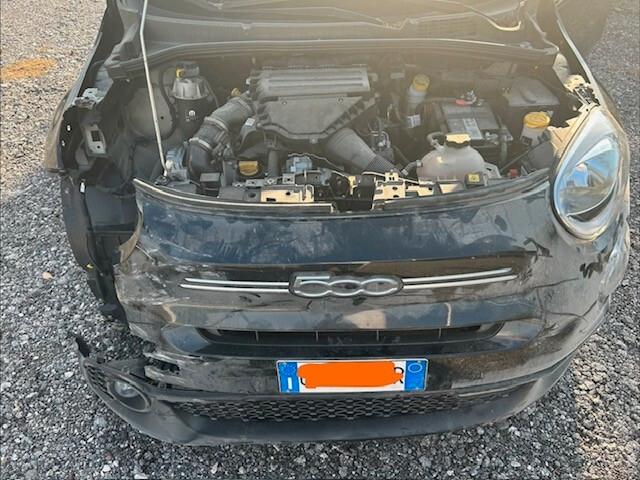 Fiat 500X 2023 1.3 MultiJet 95 CV sinistrata incidentata