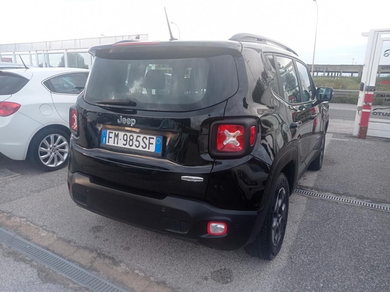 Jeep Renegade 1.4 T-Jet 120 CV GPL di Serie