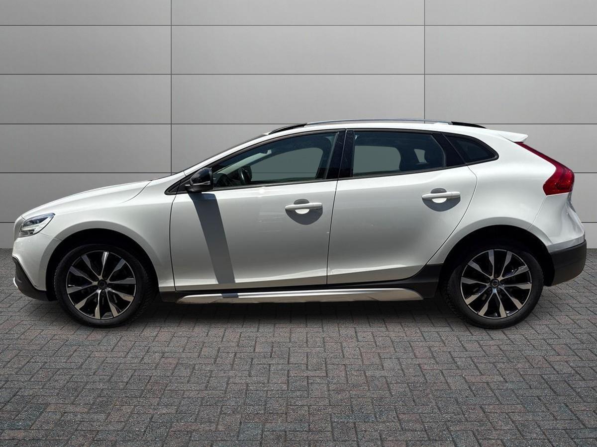 VOLVO V40 II 2012 Cross Country - V40 Cross Country 2.0 d2 Style Plus my19