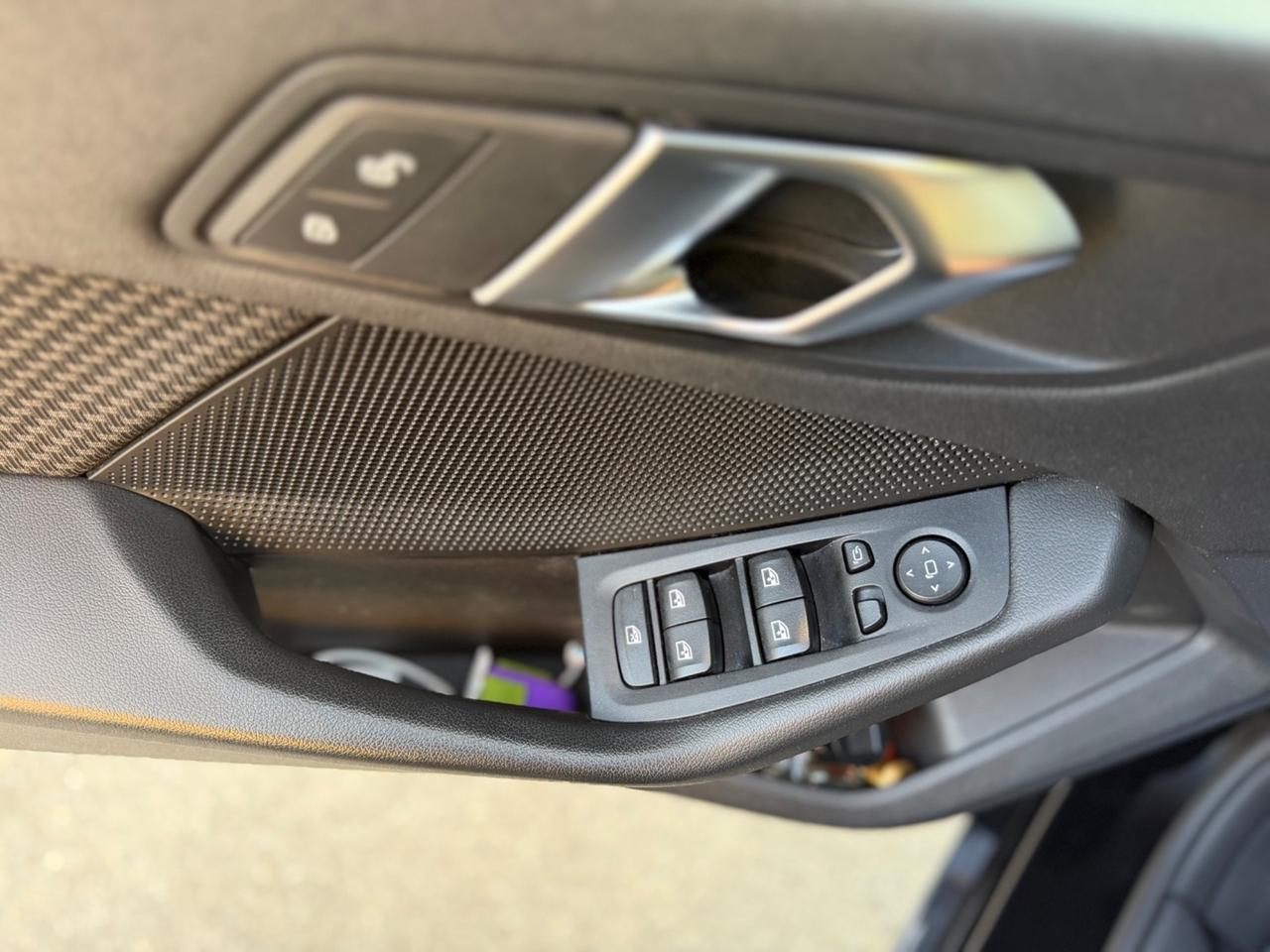 Bmw 118 118i 5p. Colorvision Edition
