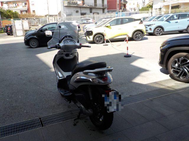 PIAGGIO Beverly Tourer 300 Anno 2009