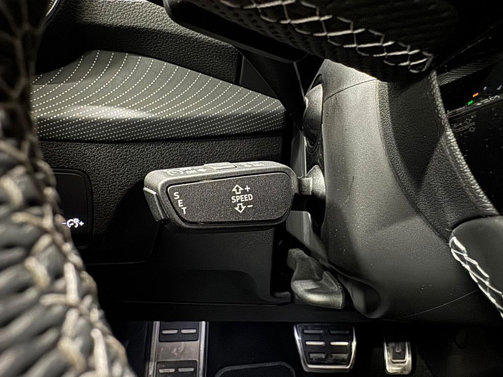 Audi Q2 35 2.0 tdi S line edition s-tronic