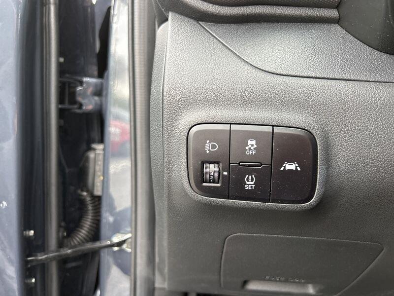 Hyundai i10 III 2020 1.0 mpi Tech Connect Pack