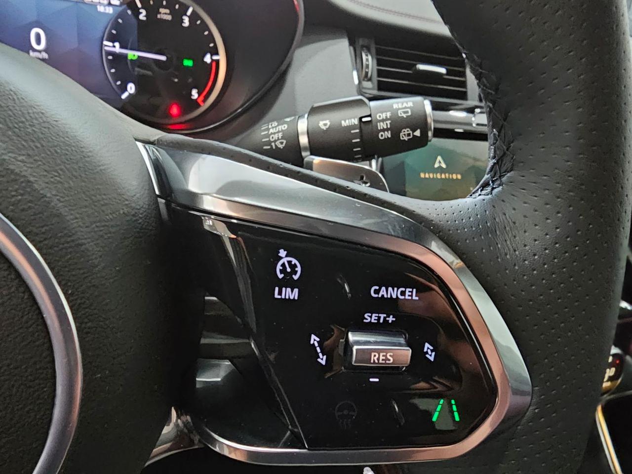 Jaguar E-Pace R-Dynamic SE Navi Camera Tetto C.20" LED BlackPack