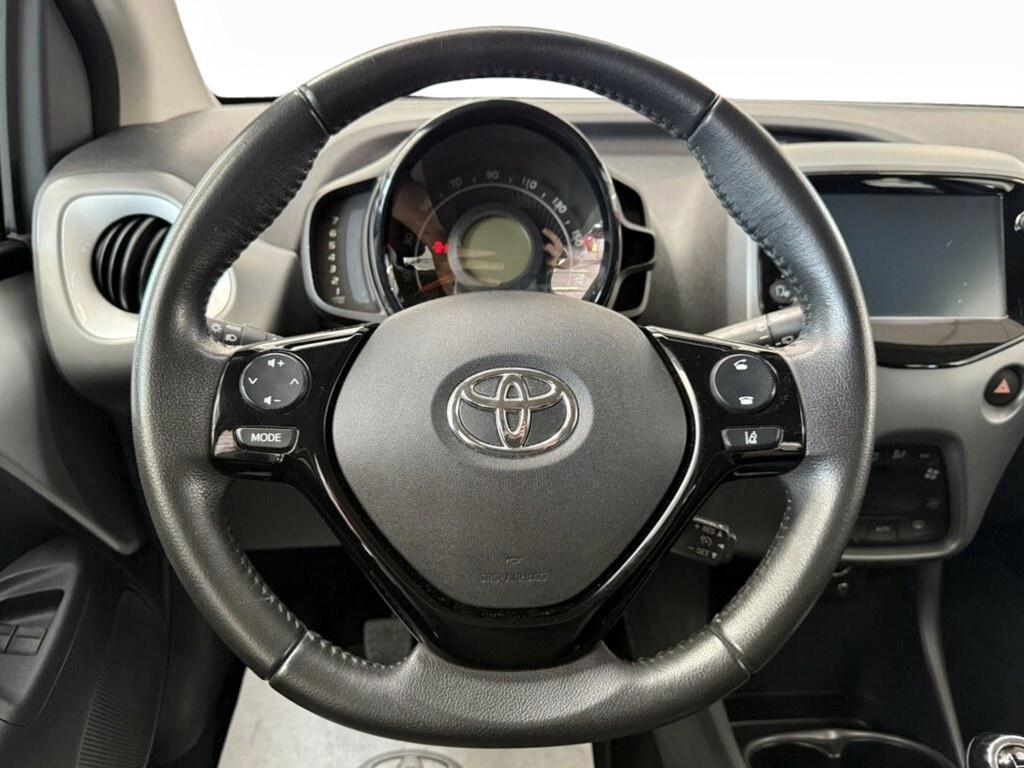 Toyota Aygo 5 Porte 1.0 VVT-i x-play