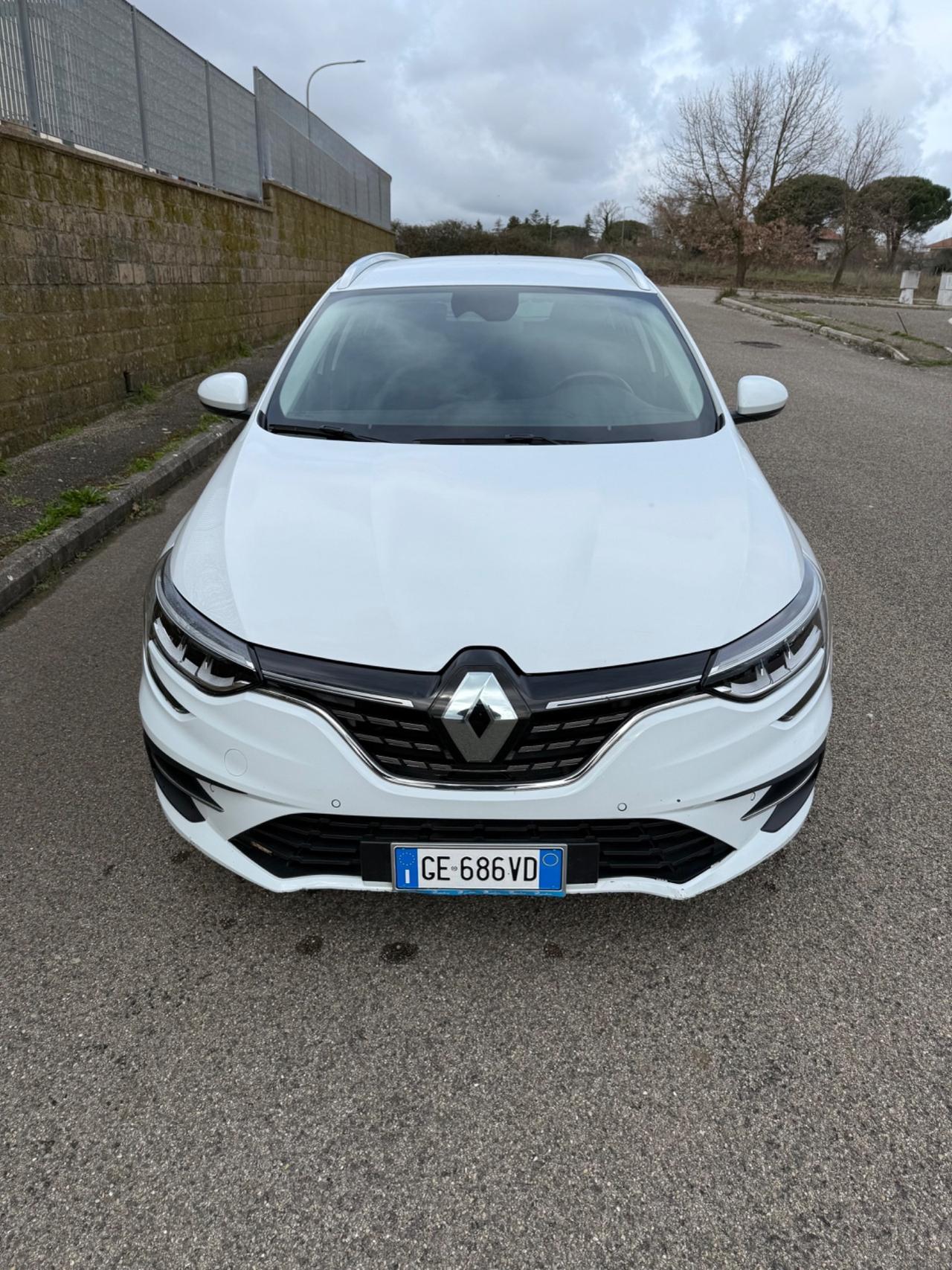 Renault Megane Mégane navi Retrocamera sensori Apple car play