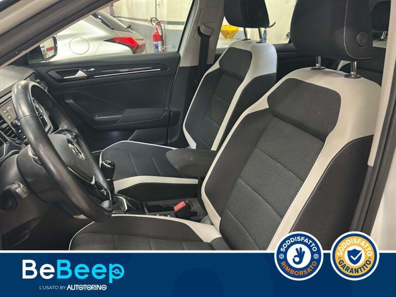 Volkswagen T-Roc 1.0 TSI ADVANCED