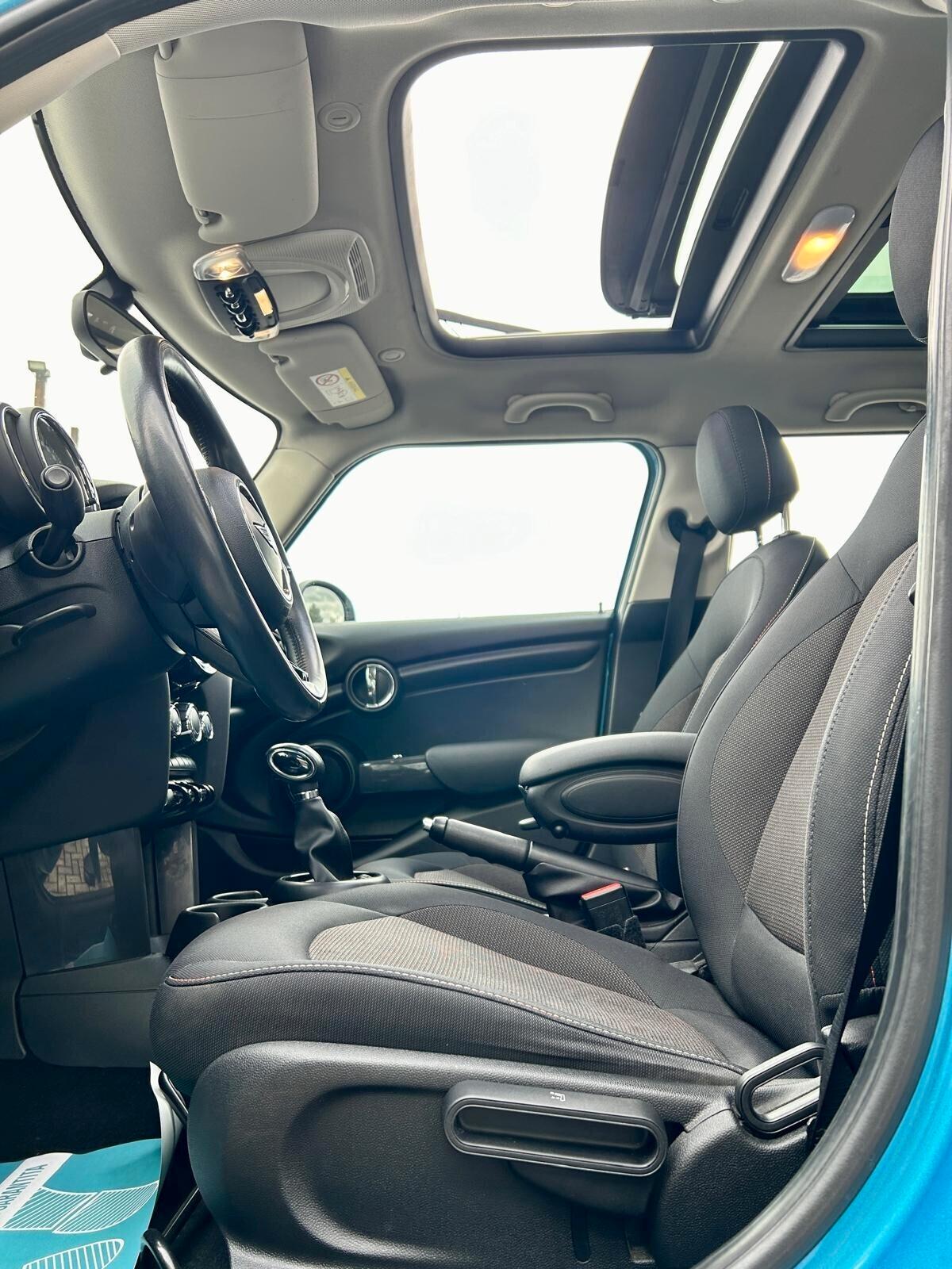 Mini Cooper D Hype 5P - ok neopatentato