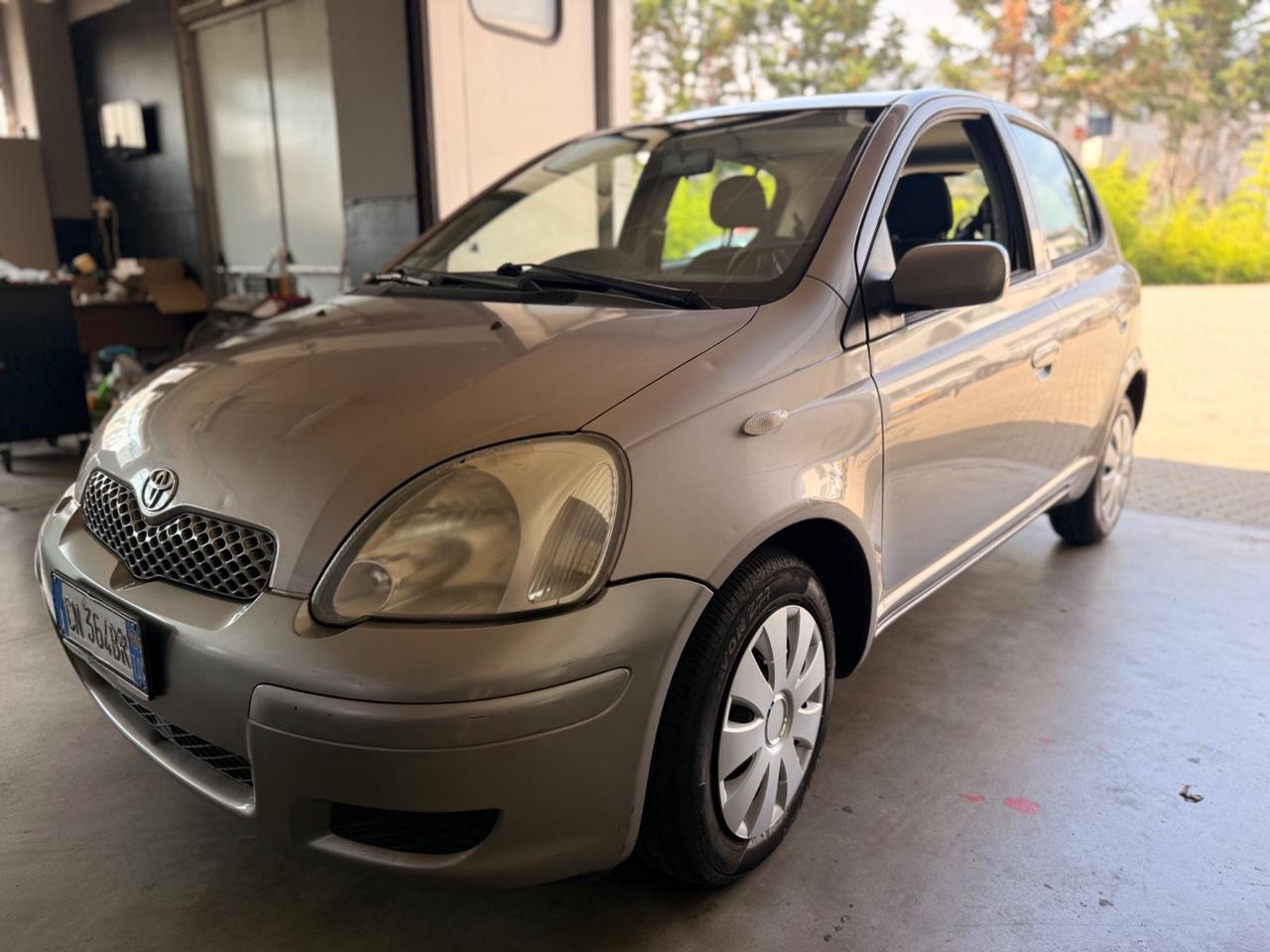 Toyota Yaris 1.0i 16V cat 3 porte Expo