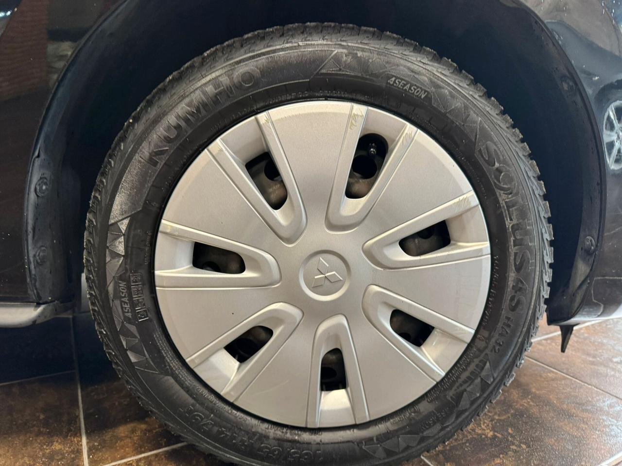 Mitsubishi Space Star 1.0 Funky