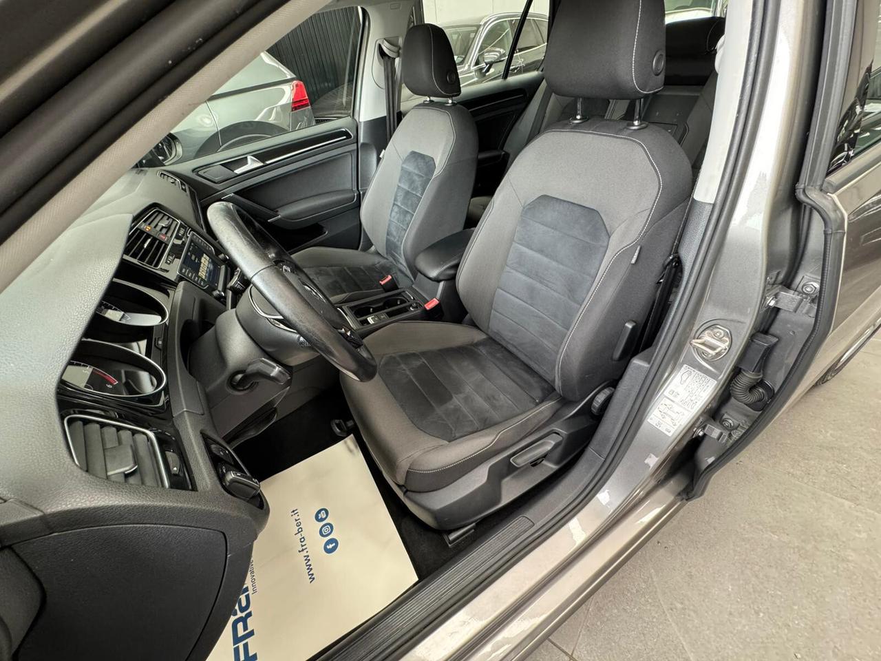 Volkswagen Golf 1.6 TDI 110 CV DSG 5p. Highline BlueMotion Technology