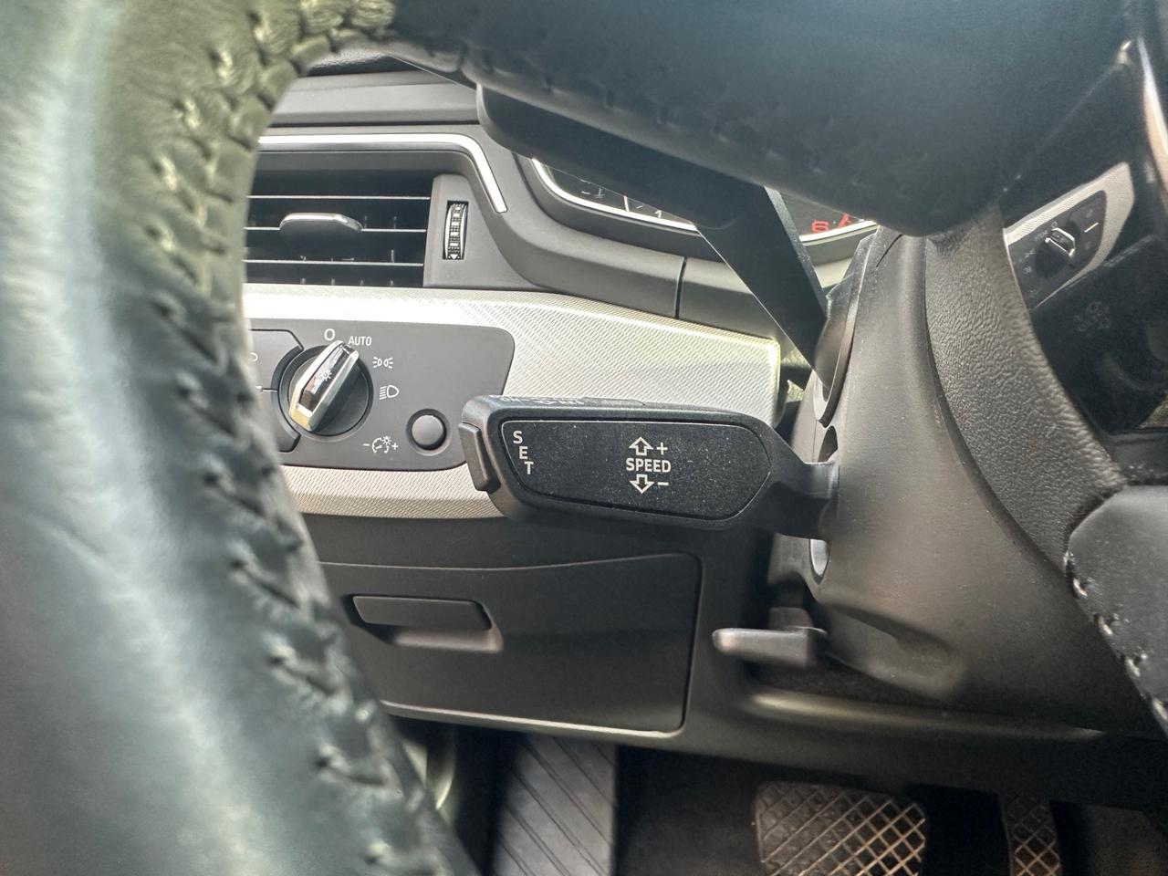 Audi A4 Avant 35 2.0 tdi 150cv s-tronic