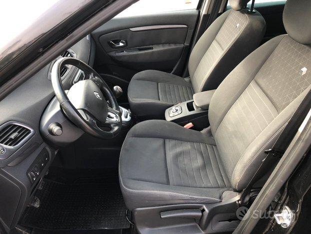 Renault Scenic 2015 1500 dci