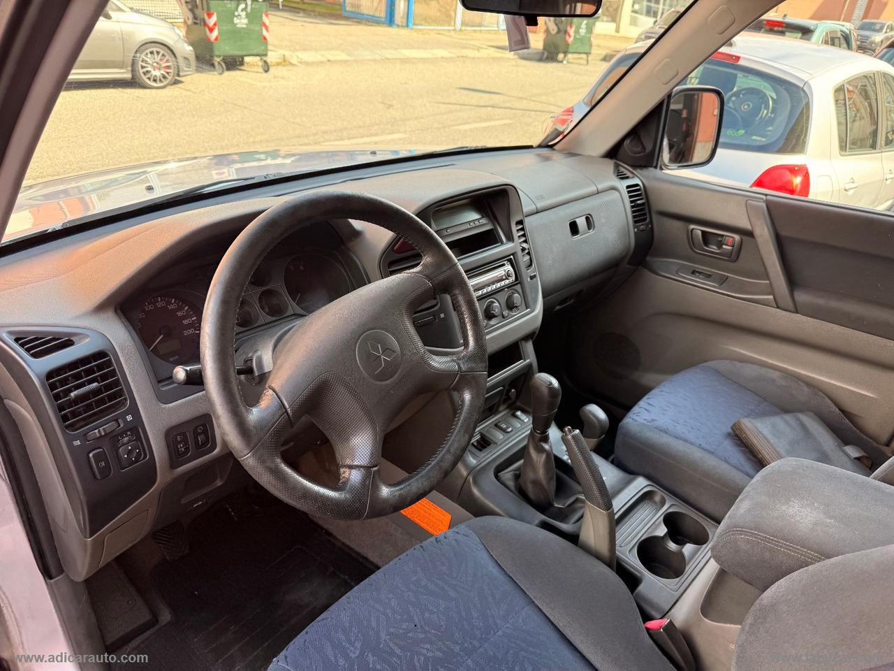 MITSUBISHI Pajero 3.2 16V DI-D 5p. GLX