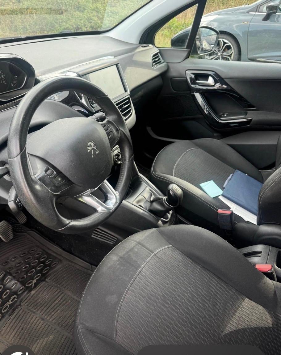 Peugeot 208 PureTech 82 3p. GPL Allure