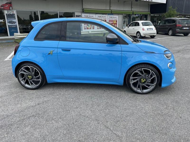 Abarth 500e 500e