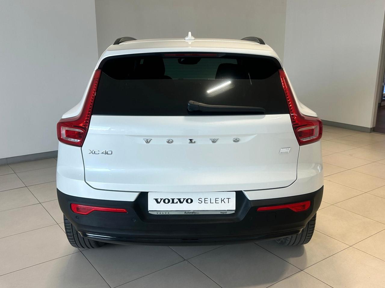 Volvo XC40 T5 Recharge Plug-in Hybrid aut. Plus Dark