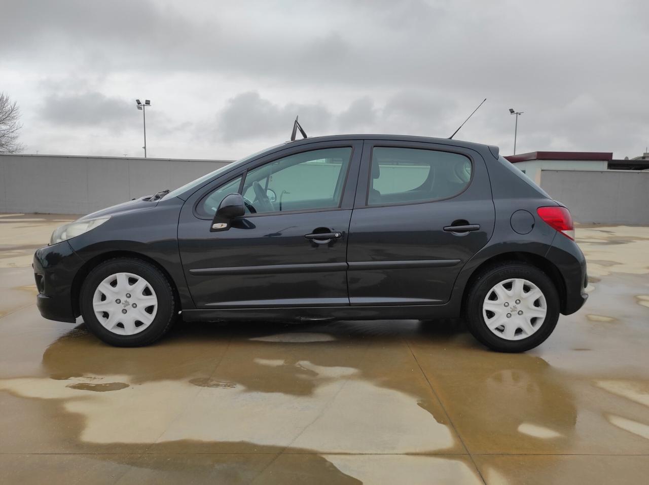 Peugeot 207 1.4 Benz/GPL - 75cv NEOPATENTATI