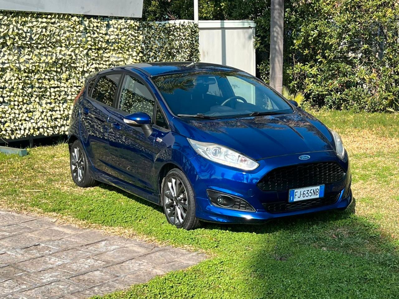 Ford Fiesta 1.5 TDCi 75CV 5 porte ST-Line