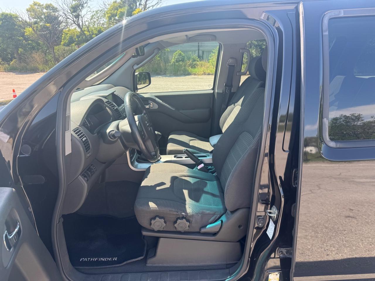Nissan Pathfinder 2.5 dCi SE 7 posti