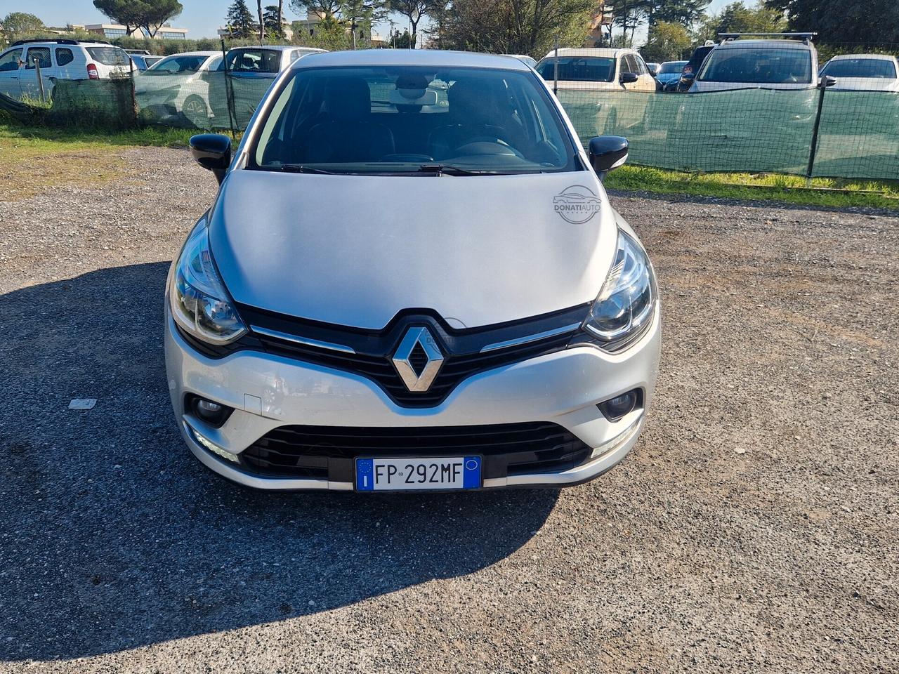 Renault Clio 90 CV 5 porte EURO6B VENDUTA