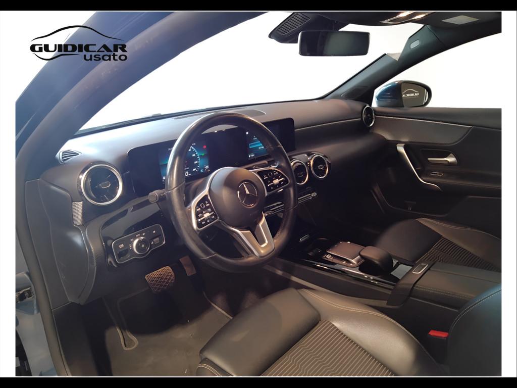 Mercedes-Benz Classe A - W177 2018 - A 180 d Sport auto