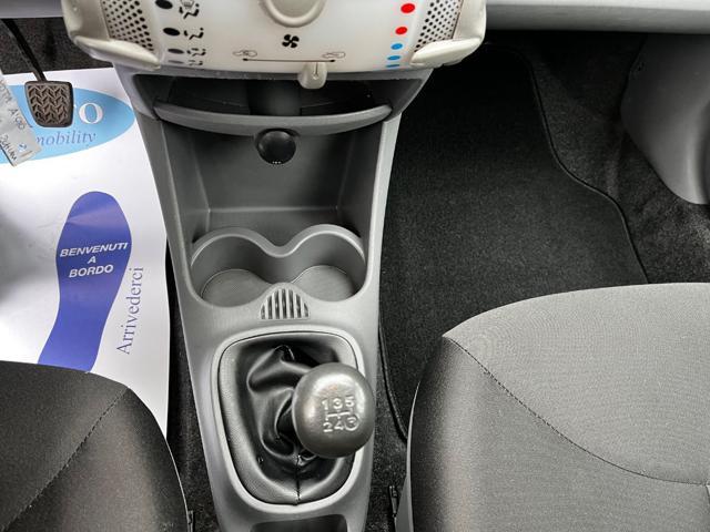 TOYOTA Aygo 1.0 12V VVT-i 5 porte Sol Connect