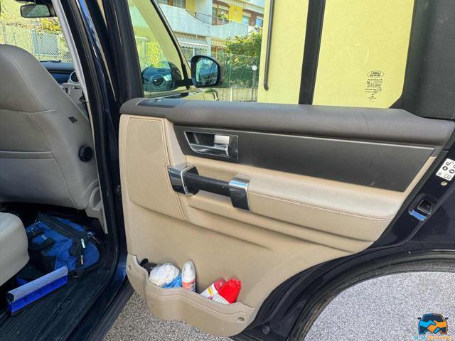 LAND ROVER Discovery 4 3.0 SDV6 249CV SE