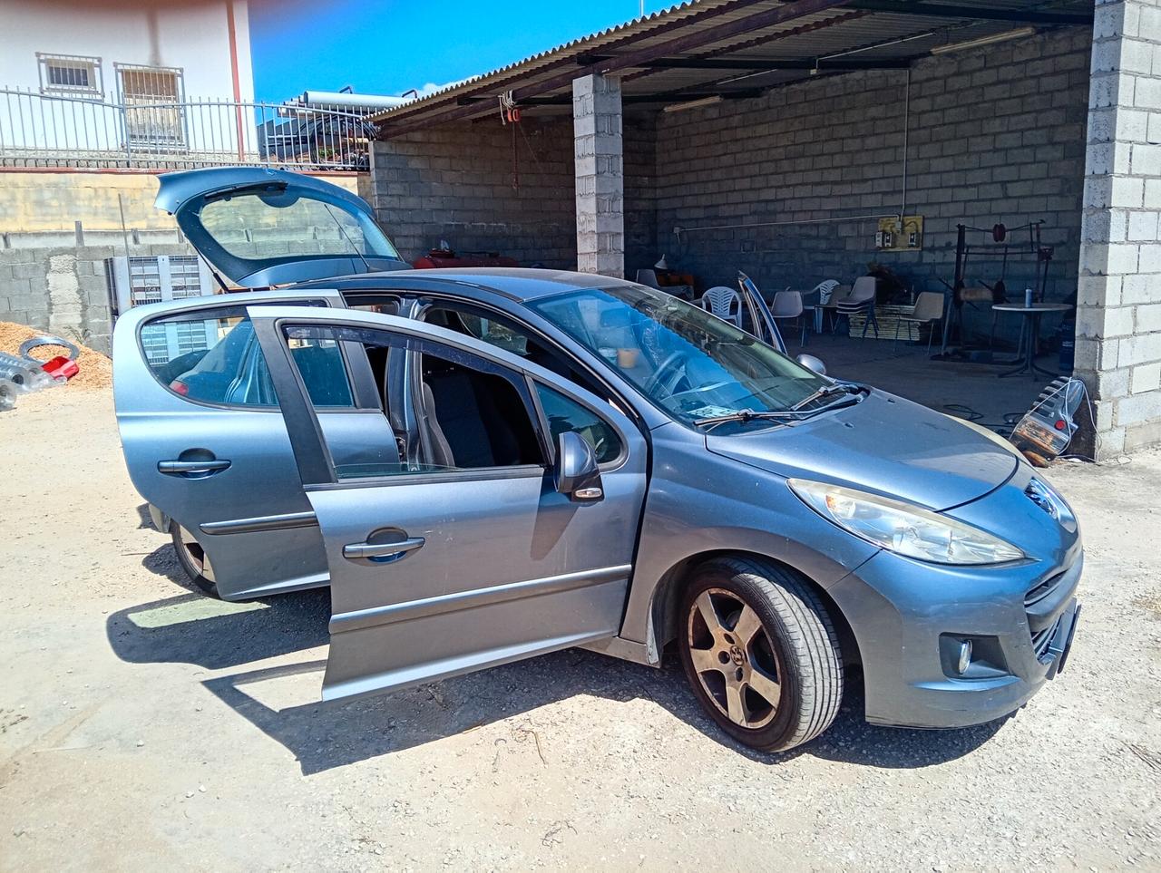 Peugeot 207 1.6 HDi 90CV 5p. XS