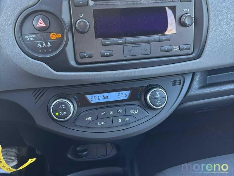 Toyota Yaris 1.5 hybrid Cool