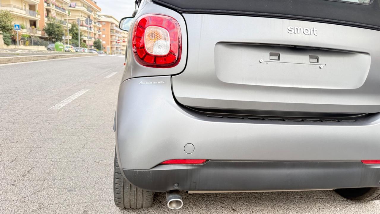 Smart ForTwo 70 1.0 twinamic cabrio Passion LED PDC BLUETOOTH CERCHI 16 PACK SPORT PDC