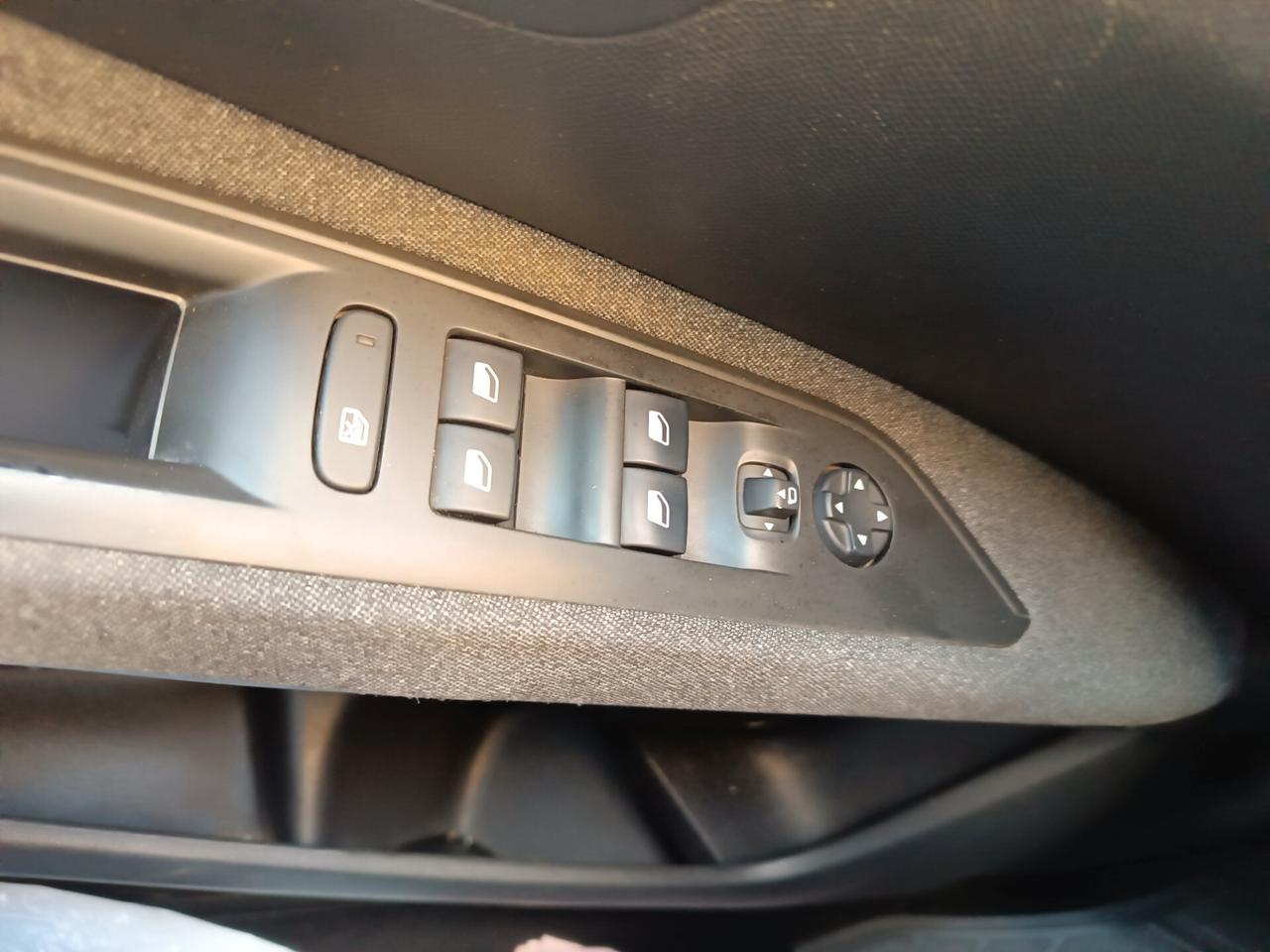 Peugeot 3008 BlueHDi 120 CV ALLURE FULL