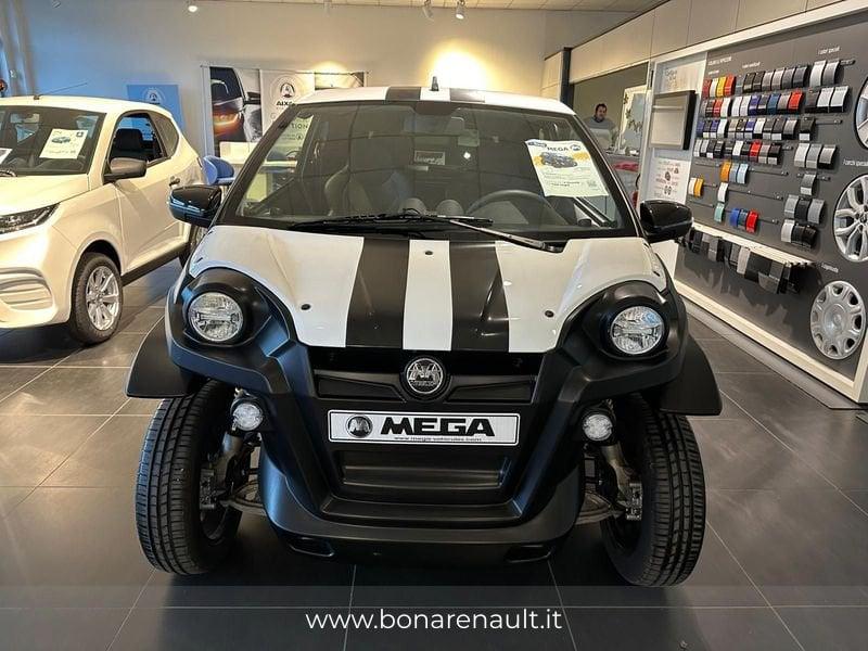 Mega e-Scouty Allestimento EVO