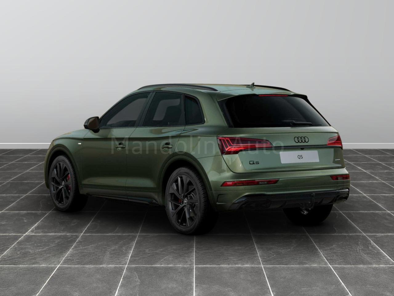 Audi Q5 40 2.0 tdi mhev 12v identity black quattro s tronic