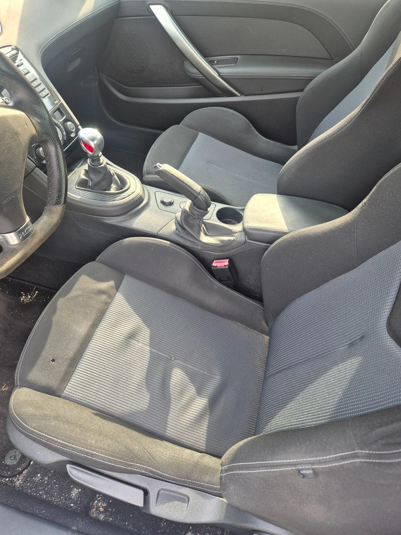 Peugeot RCZ 1.6 THP 156CV