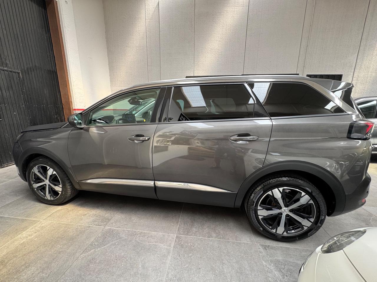 Peugeot 5008 BlueHDi 180 S&S EAT8 Allure Pack