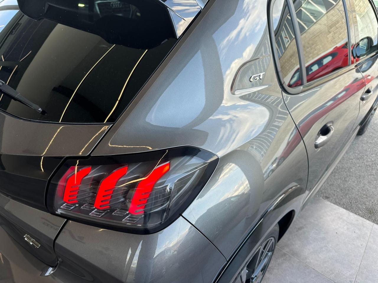 Peugeot 208 5 Porte 208 1.2 puretech GT s&s 100cv eat8