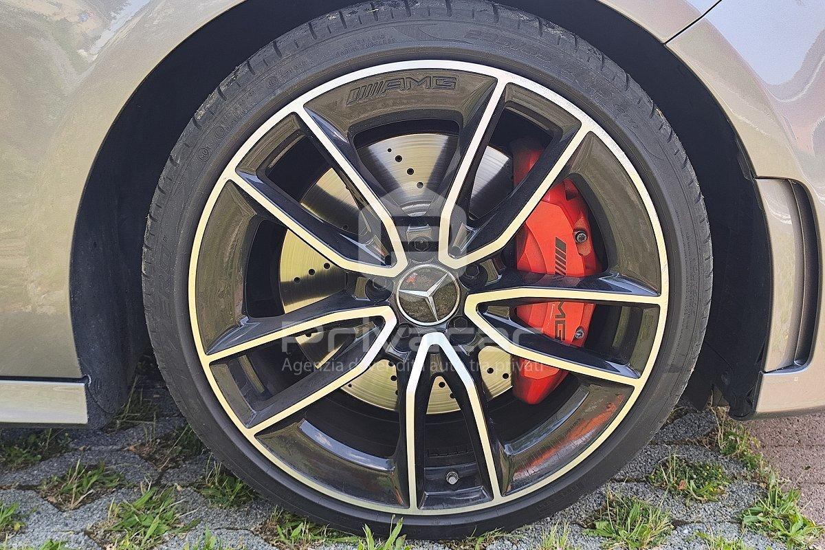 MERCEDES A 35 AMG 4Matic