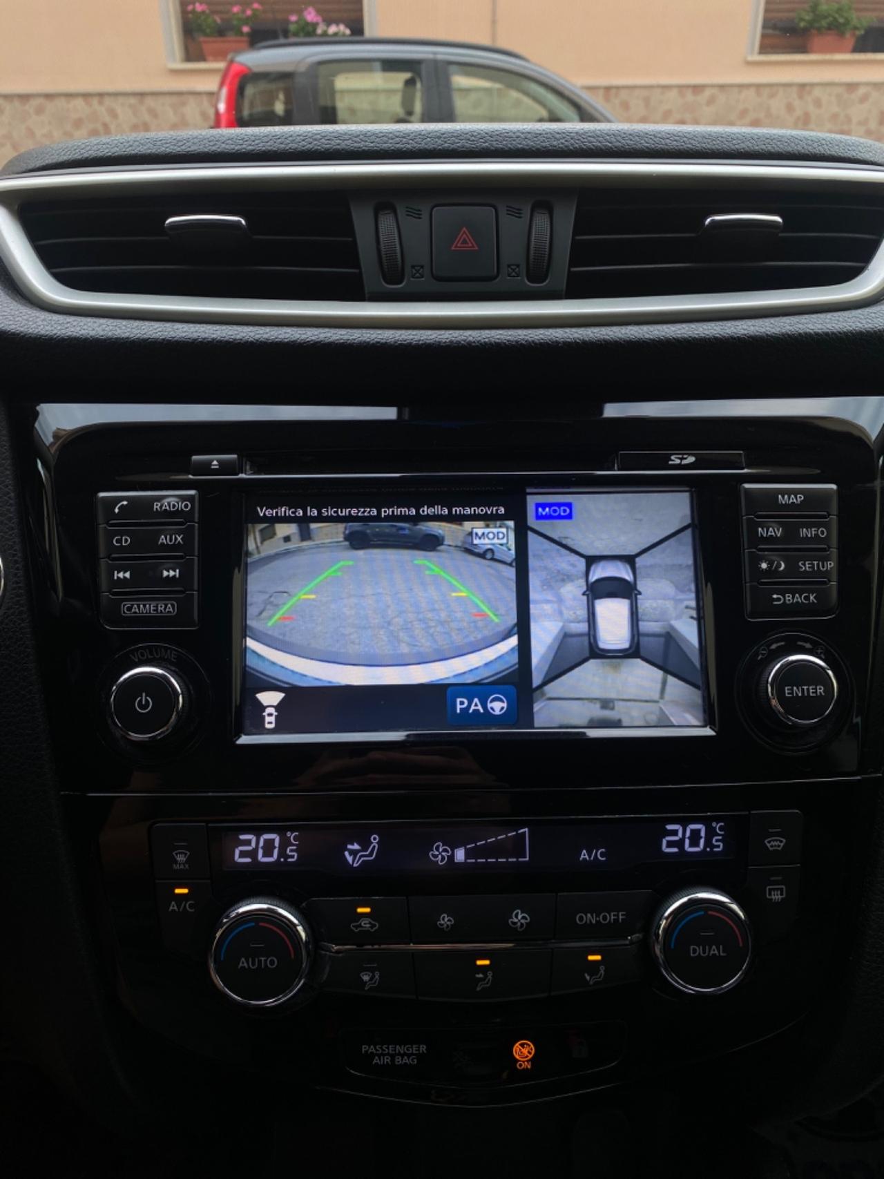Nissan Qashqai 1.5 dCi Tekna Gancio Traino