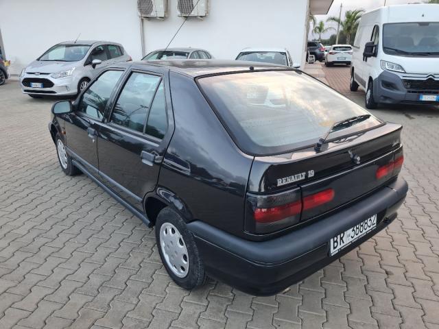 RENAULT - 19 - 1.4i 4 porte Limited 100.000km