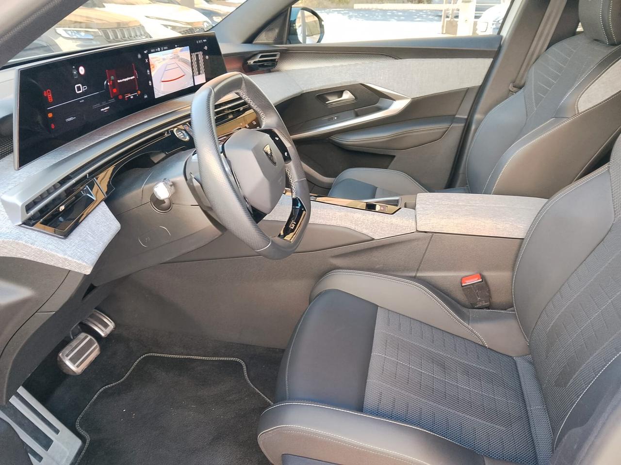 Peugeot 5008 Hybrid 145 e-DCS6 GT