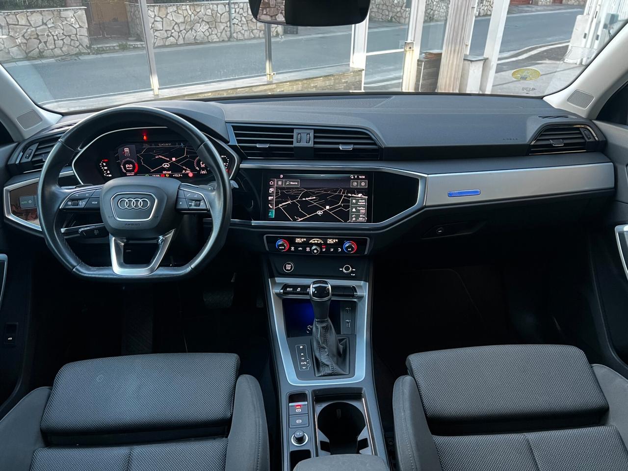 Audi Q3 35 TDI S tronic - 2020