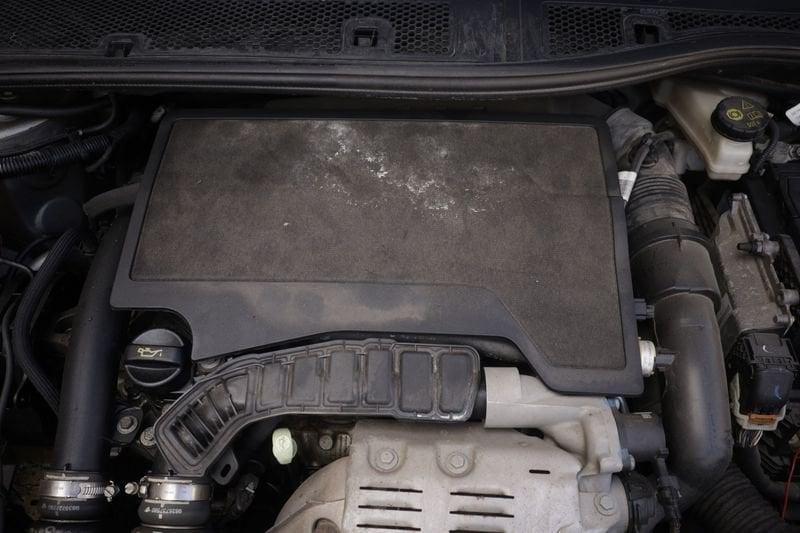 Peugeot 2008 Peugeot 2008 PureTech 130 EAT8 S&S Active Unicoproprietario