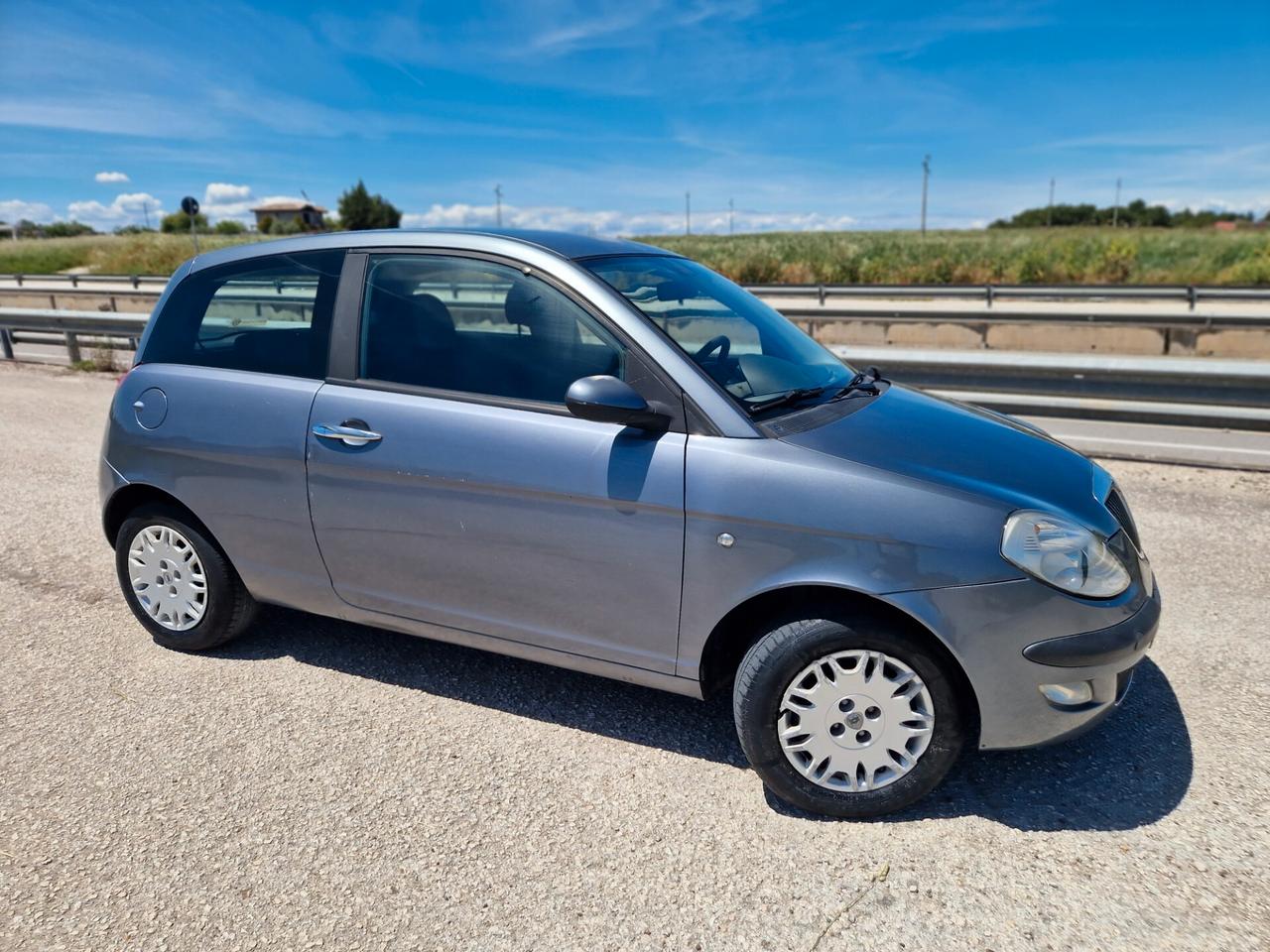 Lancia Ypsilon 1.3 Multijet 16V Argento