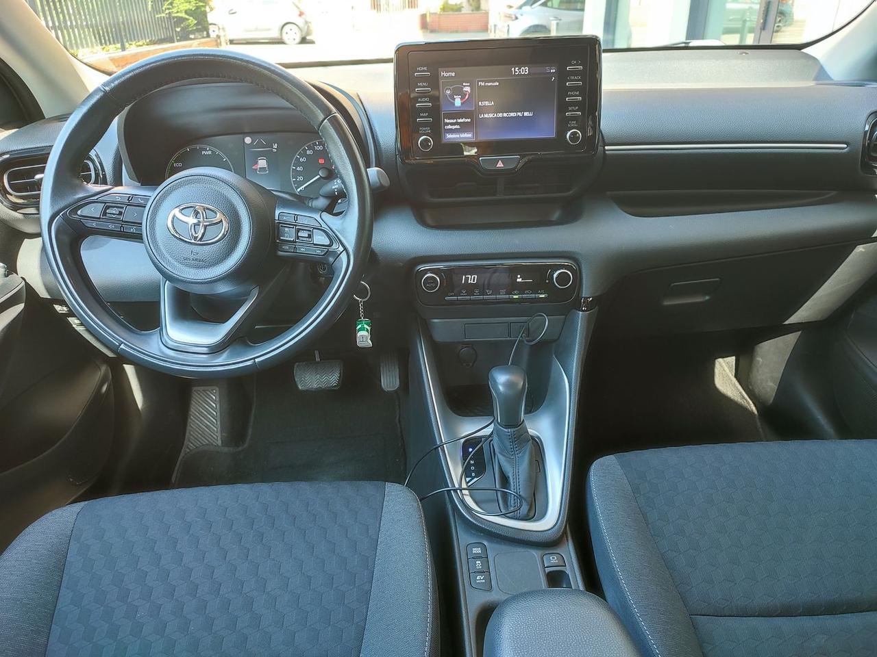 Toyota Yaris 1.5 Hybrid 68 kW Active 5p #10678
