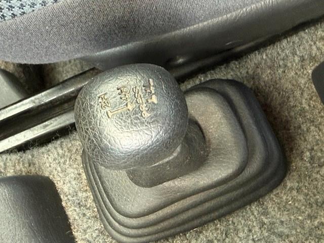 Suzuki Jimny 1.3i 16V 4WD JLX solo 64000km!