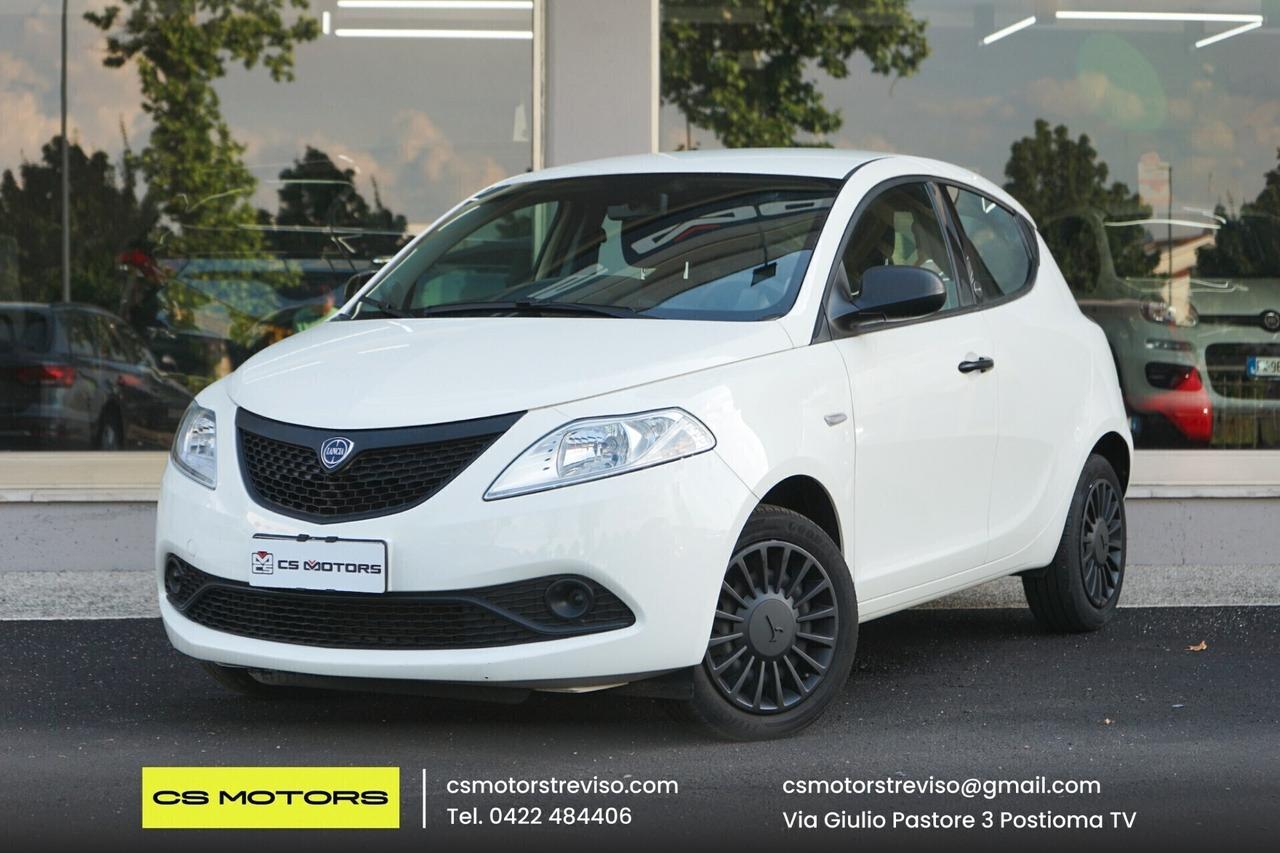 LANCIA Y benzina 5 porte elefantino Blu